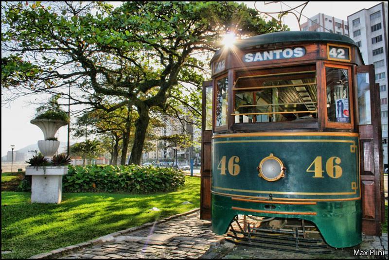 Apartamento Em Santos No Gonzaga Em Frente A Praia ภายนอก รูปภาพ