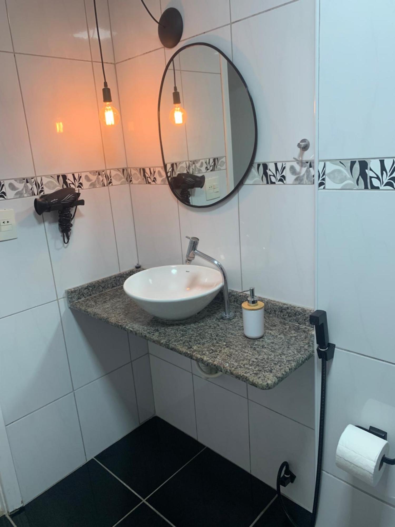 Apartamento Em Santos No Gonzaga Em Frente A Praia ภายนอก รูปภาพ