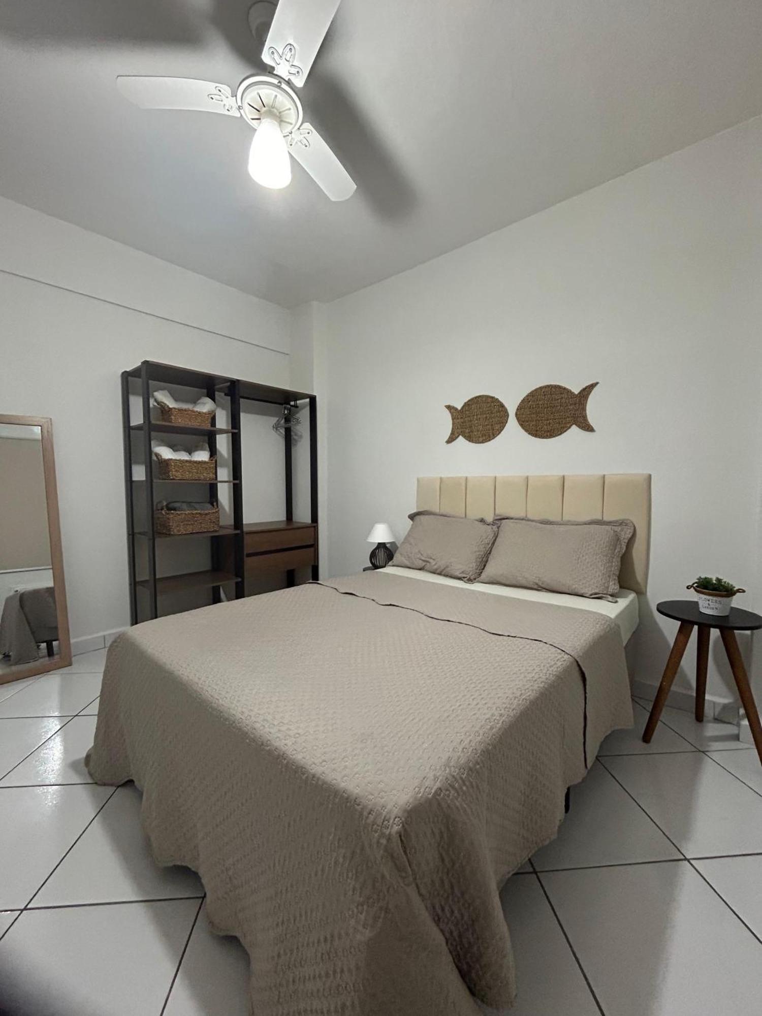 Apartamento Em Santos No Gonzaga Em Frente A Praia ภายนอก รูปภาพ