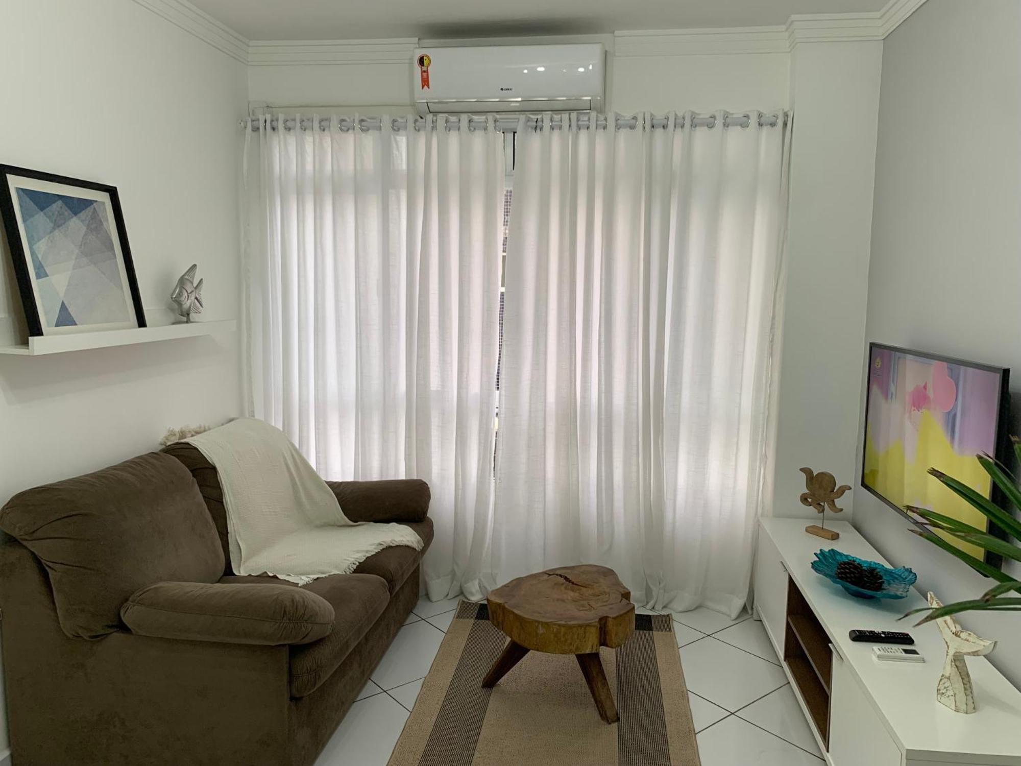 Apartamento Em Santos No Gonzaga Em Frente A Praia ภายนอก รูปภาพ